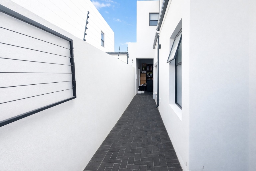 4 Bedroom Property for Sale in Sandown Western Cape